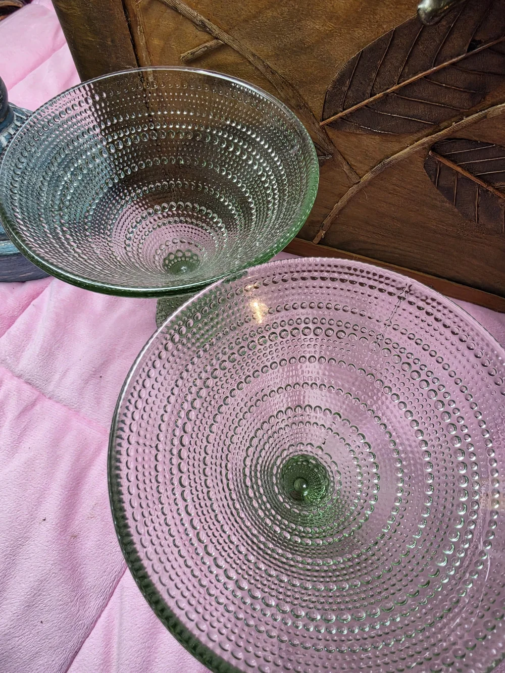 Set of 2 Green Hobnail Pedestal Martini Cocktail Glasses Retro Barware
